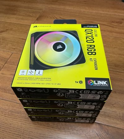 这次日亚买了四个海盗船QX120风扇，选的EMS空运，十天不到就到手上了，速度非常快，价格也很合理，好评