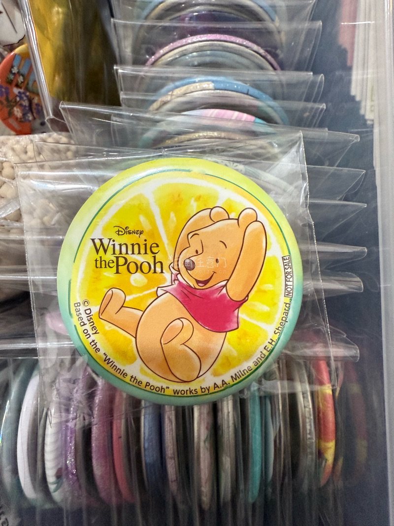 整体体验超出预期。界面简洁好操作，搜索精准，拍下后响应很快，客服回复及时，能清晰解答汇率、运费与合箱问题。打包非常用心，气泡膜裹得严实，谷子无磕碰、无划痕，品相与描述一致。物流速度稳定，清关顺利，从下单到收货不到两周。积分可抵扣运费，偶尔还有手续费减免活动，性价比很...整体体验超出预期。界面简洁好操作，搜索精准，拍下后响应很快，客服回复及时，能清晰解答汇率、运费与合箱问题。打包非常用心，气泡膜裹得严实，谷子无磕碰、无划痕，品相与描述一致。物流速度稳定，清关顺利，从下单到收货不到两周。积分可抵扣运费，偶尔