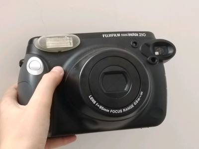 家人们谁懂啊！在挖煤姬挖到宝了！
心心念念的富士wide210终于到手，成色超新！
挖煤姬全程透明，物流快、包装稳，挖煤姬太省心！
新的一年，用它记录所有美好，挖煤姬真的能淘到好彩头！