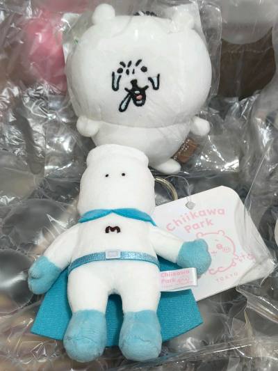 切了一些玩偶挂件，因为是下单秒切所以不用担心被别人抢先，安心吃到了好价!物流走的竹蜻蜓，包税是非常好的，用时两周左右。今天收到后开箱发现物品摆放整齐，外围裹了泡沫纸防震，每一个物品都完好无损(▽｀)。购物体验感非常好!有什么问题客服也能帮忙积极解决。