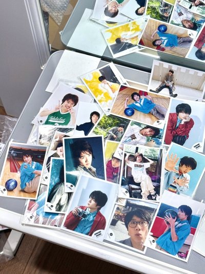 于收到在挖煤姬上淘到的烧普啦！
这套烧普的印刷质感超棒ww
这次用挖煤姬下单，物流速度比预想的快很多，包装也特别严实，卡套一点都没压损。
挖煤姬的操作界面很友好，新手也能轻松搞定海淘流程，客服的回复速度也让人安心。
能收到这么一套品相完美的烧普真的太满足了！
以后还...于收到在挖煤姬上淘到的烧普啦！
这套烧普的印刷质感超棒ww
这次用挖煤姬下单，物流速度比预想的快很多，包装也特别严实，卡套一点都没压损。
挖煤姬的操作界面很友好，新手也能轻松搞定海淘流程，客服的回复速度也让人安心。
能收到这么一套品相完美