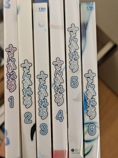 这次买到了散华礼弥的蓝光盘，年代久远了氧化痕迹有点重，用雅虎日拍还是能捡到不少漏的，用了海运便宜实惠，挖煤姬打包的很好。


