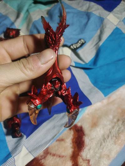 帅昏了，物流也超快，包的巨厚算是新年的特别加厚版吗？狗头，实物更是惊艳，竹蜻蜓很舒服，以后会继续回购更多好价sic