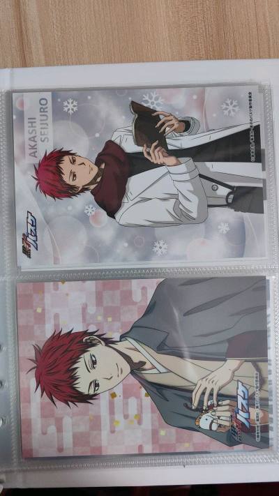 主要买的都是小征的商品，有很多没见过的制品。新的相卡图鉴国内没上车好在已经买到了。送过来整体状态不错，速度算是比较快的。还不错的购物。