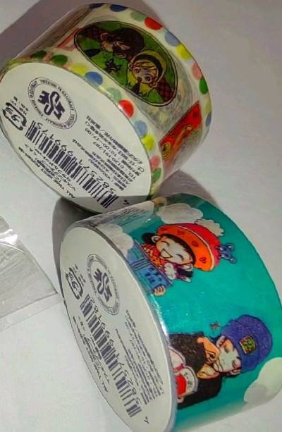 下单迅速，操作简单方便。收到与描述一致，未拆封的胶带，周边可爱好看。就是合单比较久，最近发货方式选择少了，运费不算划算。总体满意！