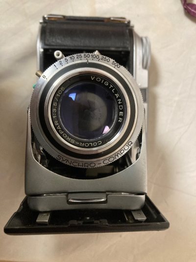 这次通过挖煤姬的雅虎日拍功能淘到了这台福伦达的69折叠机，玩折叠机终究是逃不过福伦达的，顶级的做工，即使是历尽多年依旧看不到岁月的痕迹