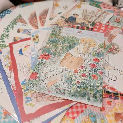爱上了在煤炉切明信片和胶带！超级美丽的纸片子，还有超级用心的小纸条，非常开心❤️我也终于是有?小卡片的人啦！
