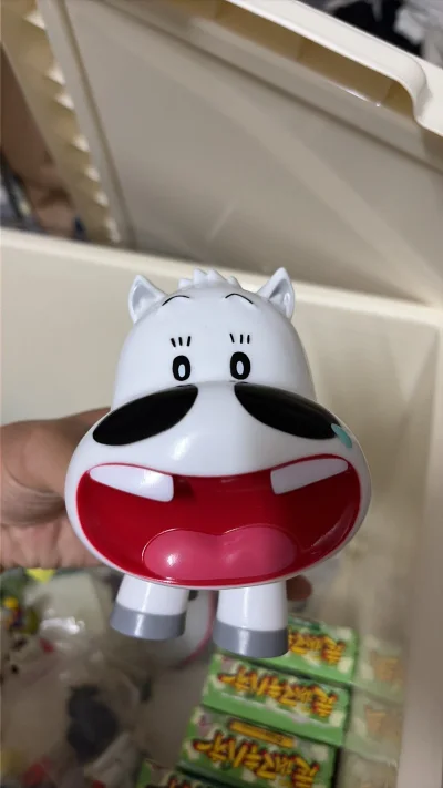 这次买到了热斗小马的大号摆件，超级超级贵，超星神云龙更是又大又贵，运费惊人，不过到手了就觉得都是值得的。