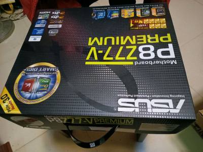 作为经典系列主板旗舰堆料非常之多足足22相供电，但供电mos驱动器多发热比较明显mos散热片其实散热面积挺小并不利好超频，意外之喜从煤炉拍卖上拿到的，成色非常新，premiun经典系列最后一作，非常具有纪念意义