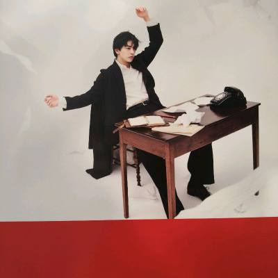 非常迅速！！本来做好了等很久的准备，没想到半个月就到了
包装很好，特别多泡沫纸，特别大的箱子，拿的时候吓了一大跳，没有任何碰撞，特别棒！