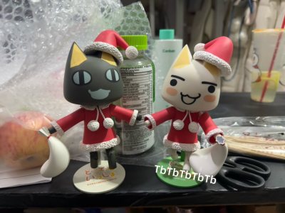 很萌的小猫两只