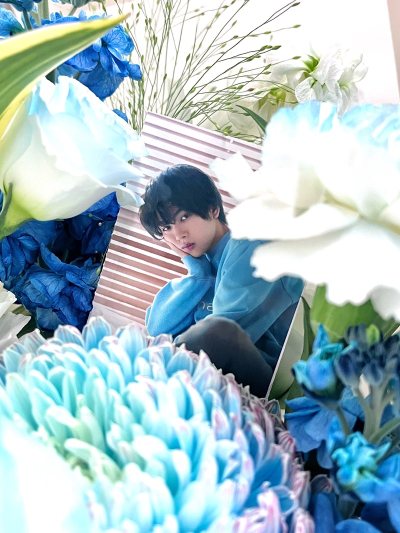 终于拿到了，走的空运，比我想象中快很多，一下子就到了，东西也没有缺失，真的太好了?
购物什么的特别方便?