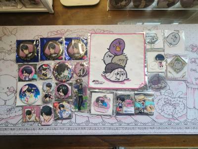 满满一箱走的EMS，有一袋又被樱花妹裸寄了T T但好在选了挖煤姬的基础加固，到手没有什么问题。2月9号申请的合单，2月11号就通过了，2月22号快递到手，总计13天，没想到在过年放假期间还能收到包裹，并且这么迅速。挖煤姬真是很方便的切煤平台，会一直用挖煤姬的！