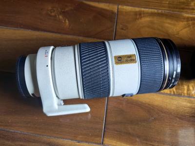 经典好镜，手感一流，光圈顺畅，画质很顶。品相保存完好，无暗病，挖煤姬购物流程顺畅，包装结实无磕碰，海淘非常放心，五星好评！