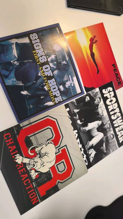 有一批盘如期到货，挖煤姬似乎进化了，合单发货把原包装去的很干净，并进行了规整的二次包装，竹蜻蜓echo棒！