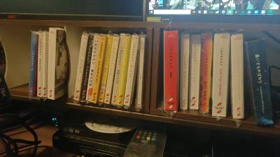 在国内二手购物平台收生物股长的碟，卖家告诉我直接海淘跟便宜，我抱着试试看的心态买了几张 ，虽然等待了近半个月，但到货后的喜悦告诉我是值得的，第二批还在路上，期待中。。。