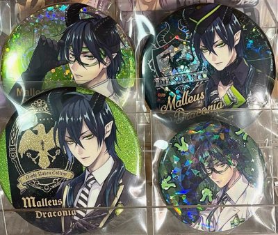 从lashingbang购入了大量吧唧，依旧选择走竹蜻蜓，性价比最高，而且最省心最方便的一条线路！吧唧有的还给了原袋很意外，大感谢


