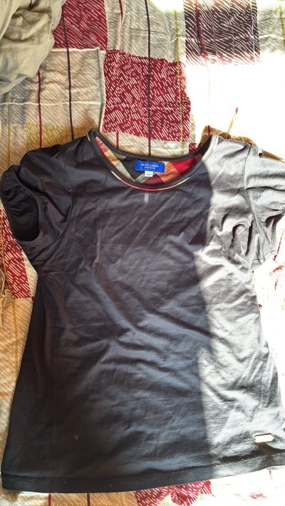 这次购买的衣服很满意，中古衣物有一种说不出来的美丽和复古，通过挖煤姬这个平台，我可以轻松地购买到许多我喜欢的中古衣物，方便又快捷，而且价格比国内优惠，虽然是日淘，但是物流时效也很快，航空路线一个星期就能到国内，对于我们这种喜欢海淘的人来说真的是太友好了。