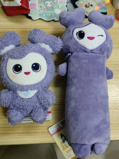 在二月底终于收到了可爱的lovely等周边，买了泡沫纸内部加固，包装的很好一点都没有损伤，期待下次购物