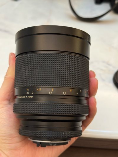 标了是垃圾的镜头谨慎购买，果然是垃圾，不过好在很便宜，当个摆件也不亏，快递是竹蜻蜓，很好，除了不是很快，其他都很不错，给力


