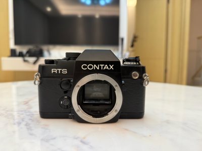 这边标注是坏的，果然是坏的，好在需要的配件还在，还是可以的，快递邮政，很快，清关也很方便，包装也很好，一定要选择加固