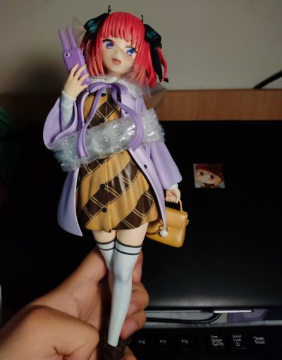 在挖煤姬海淘入手GSC中野二乃手办，整体体验超棒！平台下单便捷，日拍流程清晰，物流全程可追踪，打包厚实防震，外盒完好无损，清关高效顺畅。GSC做工稳定在线，二乃面雕灵动可爱，傲娇又甜美的气质完美还原，发色通透、发丝层次细腻，服饰褶皱与细节刻画精致，涂装干净无溢色，造...在挖煤姬海淘入手GSC中野二乃手办，整体体验超棒！平台下单便捷，日拍流程清晰，物流全程可追踪，打包厚实防震，外盒完好无损，清关高效顺畅。GSC做工稳定在线，二乃面雕灵动可爱，傲娇又甜美的气质完美还原，发色通透、发丝层次细腻，服饰褶皱与细节