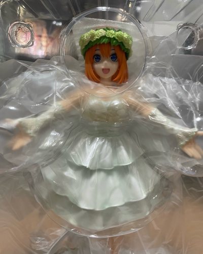 婚纱中野四叶，圆满收官，温柔至极。手办面雕纯净治愈，笑容阳光又真挚，完美还原四叶的善良与元气。婚纱造型优雅圣洁，蕾丝与裙摆细节精致，珠光质感高级耐看，配色清新柔和。整体姿态轻盈大方，做工扎实，涂装干净无溢色，将新娘的幸福与美好尽数呈现。包装严实防震，物流稳妥，清关顺...婚纱中野四叶，圆满收官，温柔至极。手办面雕纯净治愈，笑容阳光又真挚，完美还原四叶的善良与元气。婚纱造型优雅圣洁，蕾丝与裙摆细节精致，珠光质感高级耐看，配色清新柔和。整体姿态轻盈大方，做工扎实，涂装干净无溢色，将新娘的幸福与美好尽数呈现。包