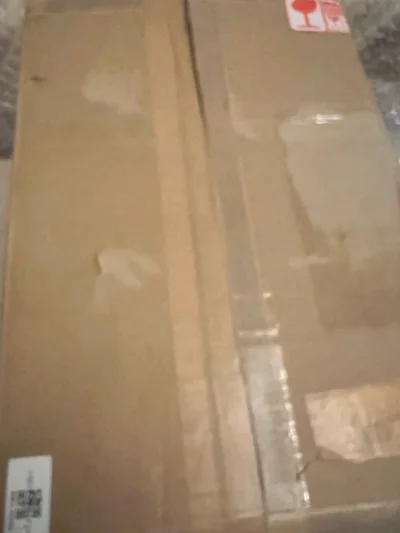 超大熊就这么水灵灵的到了 超绝安全包装 拆箱拆了十分钟谁懂 包裹的很严实而且一点都没有压到它 时效一周就能收到 请放心使用我们挖煤姬吧！