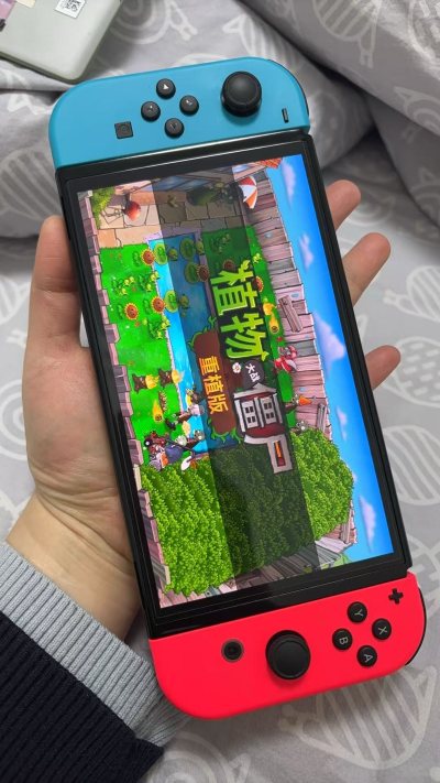 挖煤姬海淘Switch体验超棒！煤炉下单，全程中文不用懂日语。入库快、打包严实，防震防潮做得很到位。海运价格便宜，虽然慢一点但等得值。清关顺利，到手完好无磕碰，成色超新。想省钱淘日版Switch，海运真的很稳。