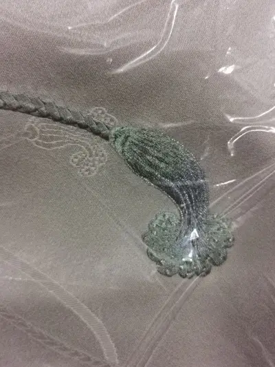 挖煤姬真的超好用，操作很简便，让我淘到了一件很喜欢的和服，虽然说这个图案国内不太流行，但是上面的刺绣和底部的颜色深得我心。真的超级漂亮！


