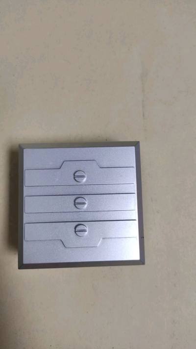 物流速度还可以，东西包装的也不错，就是最后到国内之后收税了，本来能便宜好几百，现在跟在国内买也差不多了