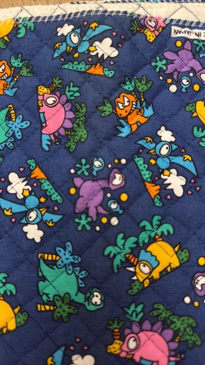 美丽布料开箱，收到了来自80年代的老物件，感觉回到了那个时代，复古感满满，喜欢老布，喜欢漂亮的老布呀