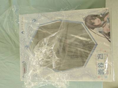 当我拆开包裹，看到《偶像大师 灰姑娘女孩》涉谷凛手办时，瞬间被她的优雅姿态所打动。精致的蕾丝头饰、珍珠项链，还有裙摆上的细腻纹理，都完美还原了“Starry Sky Bright”造型的梦幻感，连时钟底座的细节都清晰可见。
 
这次日淘体验让我格外省心：平台的物流方...当我拆开包裹，看到《偶像大师 灰姑娘女孩》涉谷凛手办时，瞬间被她的优雅姿态所打动。精致的蕾丝头饰、珍珠项链，还有裙摆上的细腻纹理，都完美还原了“Starry Sky Bright”造型的梦幻感，连时钟底座的细节都清晰可见。
 
这次日淘体