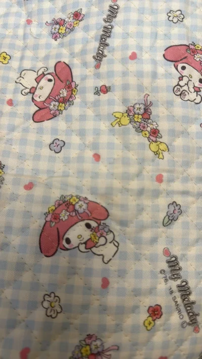 收到了好看有分量的布料，真的不错，布料是会给人温度的，特别是老布料，真的很有情怀，太上瘾了呀，上头中