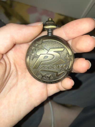 在挖煤姬上找到了一个摩纳的怀表 很可爱 价格也很美丽 所以我马上就拍下了 购物流程也很简单 物流也很快 会继续使用的