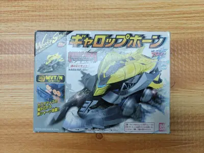 
很久以前就想买这个，奈何兜里空空，蹲了好久终于蹲到个好价，叠加券美滋滋，等了3个星期终于到了，到手还不错四角尖尖

