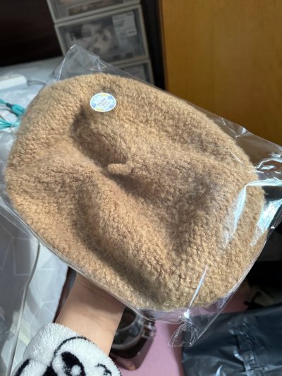 第一次在挖煤姬切煤，买到了好价且国内买不到的衣服！好喜欢sm2哦！老款也喜欢！非常好搭配！樱花妹发货都很快，挖煤姬发货也很快，包装非常好！一个盒子打包送过来，我用的epl，一周就到了哦！很惊喜！