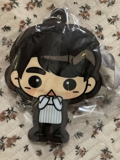 之前一直都没有尝试过用切煤软件收周边，这次因为想要的got7通行证卡套是主要在日本售卖的周边，国内出的人太少了，用挖煤姬试着切了，体验感还是蛮好的。一月底到库、春节前一周就收到了，价格也比预期实惠很多！
小八是在骏河屋总店切的，到货时效比预想中快，到手很惊讶发现是全...之前一直都没有尝试过用切煤软件收周边，这次因为想要的got7通行证卡套是主要在日本售卖的周边，国内出的人太少了，用挖煤姬试着切了，体验感还是蛮好的。一月底到库、春节前一周就收到了，价格也比预期实惠很多！
小八是在骏河屋总店切的，到货时效比