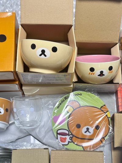 这次买了一些可爱的餐具，里面的轻松熊的碗太可爱啦，挖煤姬真的很好用，挖煤姬是一个专业的代切平台，汇率低，还可以一键翻译中文，平时也会给免手续费的券，还有折扣的券，切下来还是很划算的！感谢挖煤姬打包人员，打包时给了非常多的气泡膜，我买的易碎品都安全到家了，会继续使用挖...这次买了一些可爱的餐具，里面的轻松熊的碗太可爱啦，挖煤姬真的很好用，挖煤姬是一个专业的代切平台，汇率低，还可以一键翻译中文，平时也会给免手续费的券，还有折扣的券，切下来还是很划算的！感谢挖煤姬打包人员，打包时给了非常多的气泡膜，我买的易碎