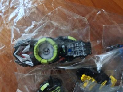 这是挖煤姬2月份海淘购物体验，这次购买到的是假面骑士01的迷你腰带，假面骑士千骑的，包装都很好，没有损坏，然后挖煤姬购物十分放心。