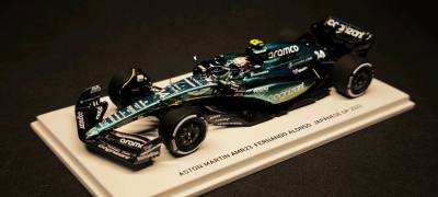 ?️ 阿斯顿马丁AMR23 阿隆索 2023日本站
 
这是一台来自高端模型品牌 Spark（77 Collection系列） 的1/43比例F1赛车模型，具体信息如下：
 
? 核心信息
 
- 车型：Aston Martin AMR23
- 车手：费尔南多·阿隆...?️ 阿斯顿马丁AMR23 阿隆索 2023日本站
 
这是一台来自高端模型品牌 Spark（77 Collection系列） 的1/43比例F1赛车模型，具体信息如下：
 
? 核心信息
 
- 车型：Aston Martin AMR2