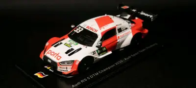 ? Audi RS 5 DTM 2020冠军车
 
挖煤姬日淘入手Spark 1/43比例Audi RS 5 DTM模型，专为纪念2020年DTM锦标赛总冠军打造，质感拉满且收藏意义突出。
 
核心信息：车型为Audi RS 5 DTM，车手René Rast，隶属...? Audi RS 5 DTM 2020冠军车
 
挖煤姬日淘入手Spark 1/43比例Audi RS 5 DTM模型，专为纪念2020年DTM锦标赛总冠军打造，质感拉满且收藏意义突出。
 
核心信息：车型为Audi RS 5 DTM，