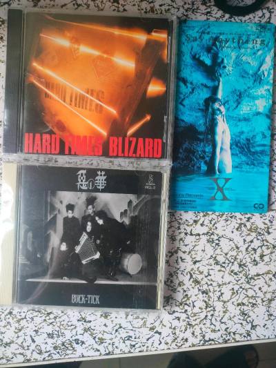  
大家好，今天来一期挖煤姬开箱分享～
这次只切了3张CD，不算多，但刚好可以跟大家聊聊我一直用的附加服务体验。
 
挖煤姬的包装真的很让人放心，箱子特别厚实，外层硬挺，每次到手都完好无损，完全不用担心暴力快递。我自己一般只买100日元的箱内加固，简单加一层缓冲就够... 
大家好，今天来一期挖煤姬开箱分享～
这次只切了3张CD，不算多，但刚好可以跟大家聊聊我一直用的附加服务体验。
 
挖煤姬的包装真的很让人放心，箱子特别厚实，外层硬挺，每次到手都完好无损，完全不用担心暴力快递。我自己一般只买100日元的