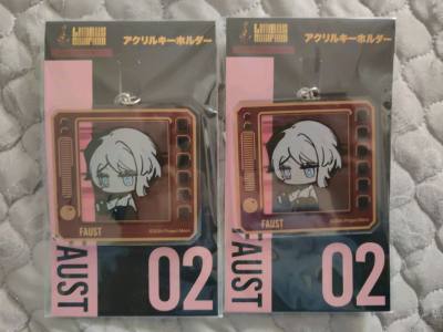 挖煤姬的速度还是一如既往地可靠！不到半个月就收到货啦。之前试了一下附加的加固服务，打开泡沫纸整整一箱都塞的严严实实，运送易碎品完全不用担心～本来还担心买的立牌易裂，看到加固包装顿时十分放心，谷子们都安全到家啦(*^▽^*)