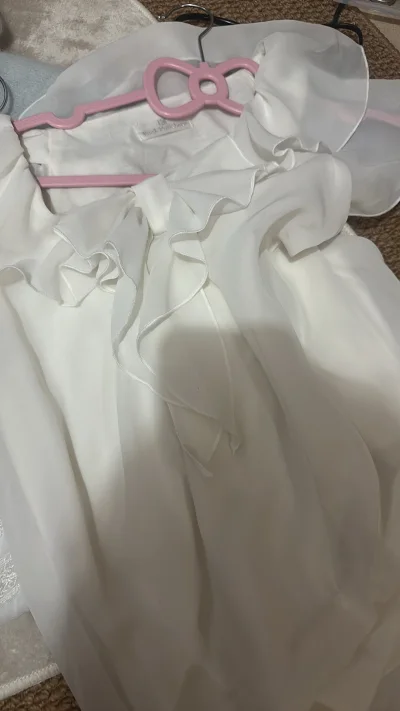 这次买到了喜欢的小裙子哈哈哈哈，挖煤姬是一款老牌海淘app，对于喜欢海淘的人来说是一个福利软件，里面经常会发无门槛优惠券等等活动谁能拒绝这种福利么，对于用户来说使用感极佳～物流推荐ems快递，无脑推荐嘎嘎快！