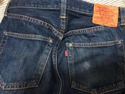 在挖煤姬日淘LVC 44501，体验很稳！代拍响应快，入库拍照清晰，能提前确认成色细节。打包非常扎实，多层防护，牛仔裤完好无损。物流透明，清关顺利，到手成色与描述一致，二战版复古味十足，赤耳、纽扣、皮牌细节到位，版型正、色落潜力好。平台操作简单，客服靠谱，日淘复古牛...在挖煤姬日淘LVC 44501，体验很稳！代拍响应快，入库拍照清晰，能提前确认成色细节。打包非常扎实，多层防护，牛仔裤完好无损。物流透明，清关顺利，到手成色与描述一致，二战版复古味十足，赤耳、纽扣、皮牌细节到位，版型正、色落潜力好。平台操