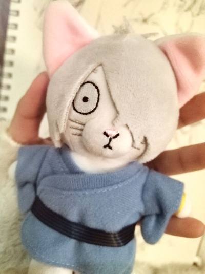 这次买到了梦情娃！虽然价也不算好就是了哈哈哈还顺便收了件小衣服，挺萌的，用的依旧是竹蜻蜓，而且现在搞活动邮费是真的便宜