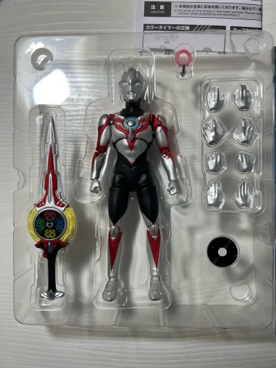 这次是在煤炉二手平台上切的欧布奥特曼玩具shf，挖煤姬官方的包装非常好，第N次走竹蜻蜓也非常快，超乎我的预料，大概20天到手拆箱，非常丝滑！