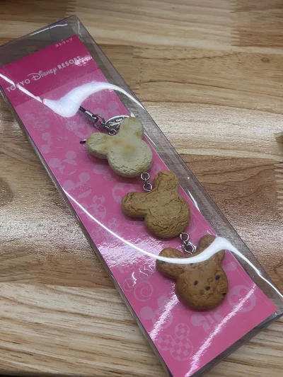 三月的第一箱好物顺利抵达，依旧是一些米奇的小周边，物流超级快的到货物品完好无损，价格非常好拿下了，第二箱还在路上坐等收货啦