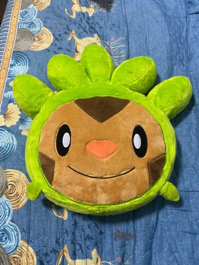 到手邮费85rmb，感觉还是很不错的，可惜没能多攒一点积分。包装很好，毛绒没有瑕疵和脏污安全到家！现在已经在美美把玩小蛙中?